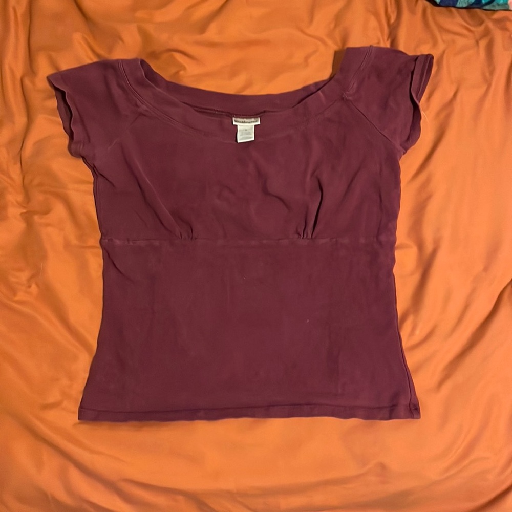 maroon color, size medium, cotton material